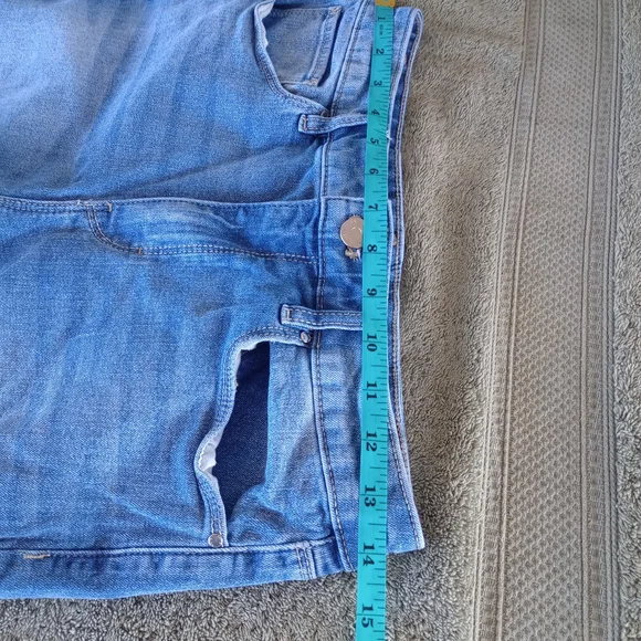 WHBM Slim Jeans Women Size 4 Medium Wash high rise - Picture 7 of 12